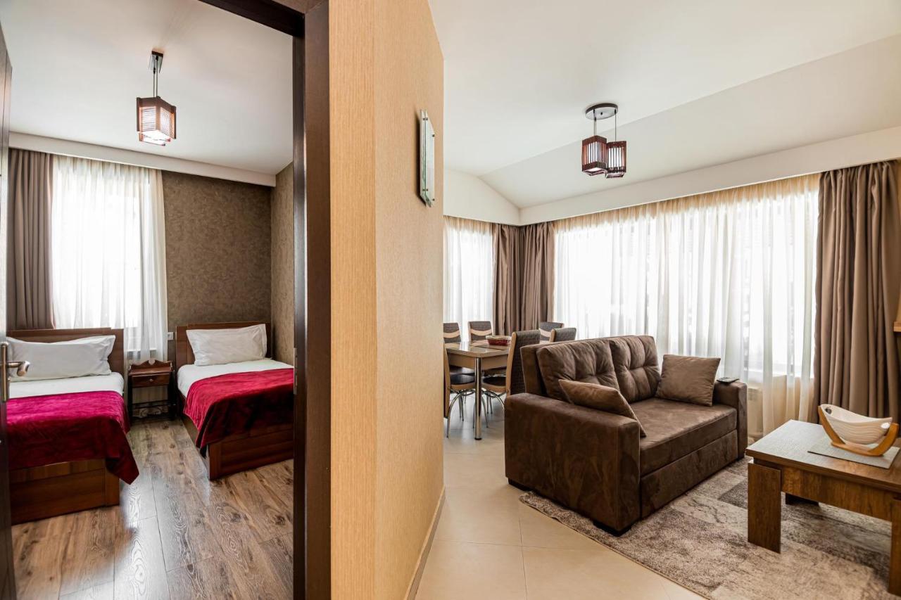 Villa In Crystal 巴库里阿尼 外观 照片